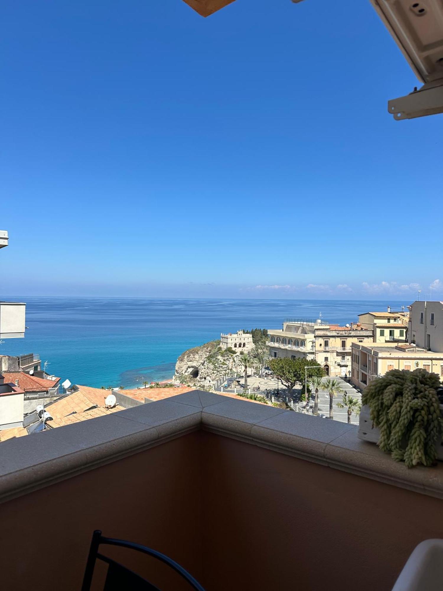 Sapore Di Sale Accommodation Тропея Экстерьер фото